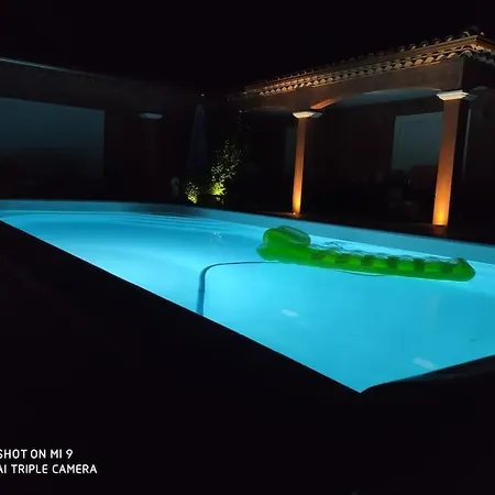 Apartment Location Lei Parpaioun Piscine Privee Salernes